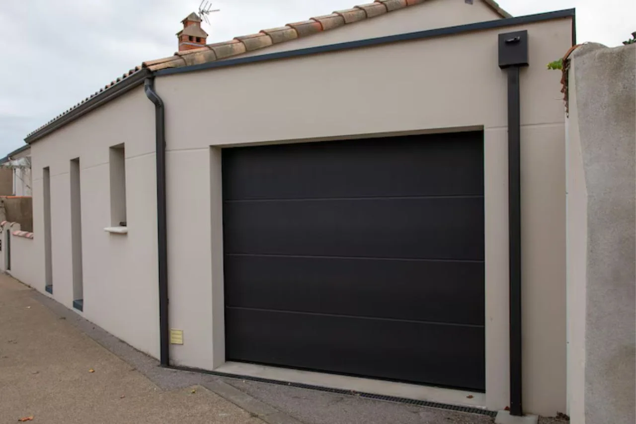 garage door